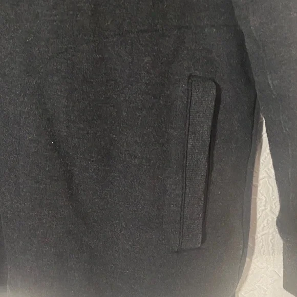 Columbia Black Sportswear Pullover Logo Heavy Back Collar Women’s Medium - Picture 6 of 8